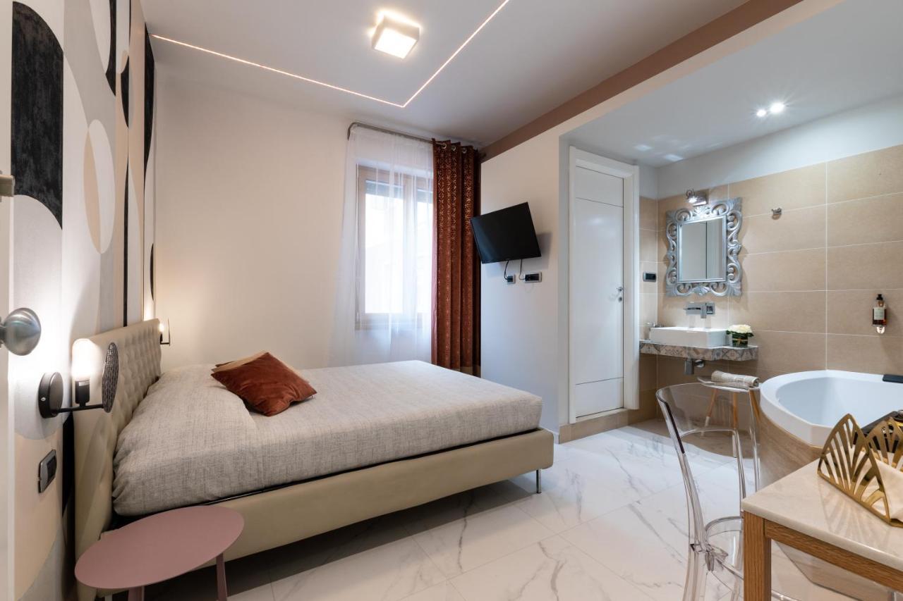 Lucenova Suite Guest-House Cagliari Bagian luar foto